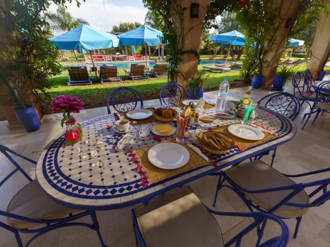 Villa Marco Au jardin des senteurs El Ain Extérieur photo