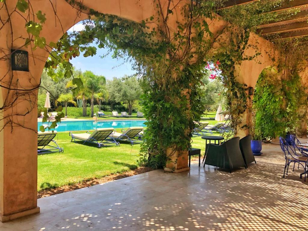 Villa Marco Au jardin des senteurs El Ain Extérieur photo