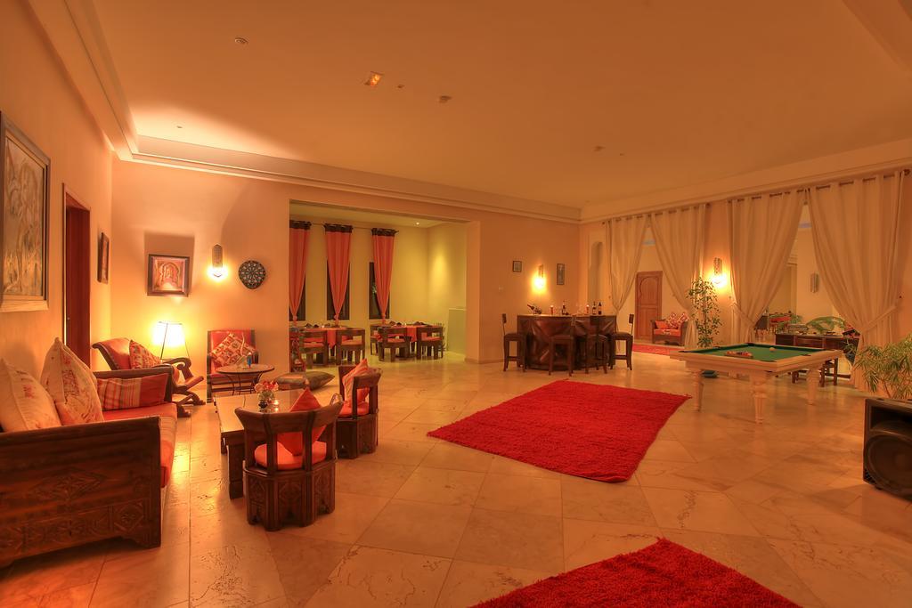Villa Marco Au jardin des senteurs El Ain Extérieur photo