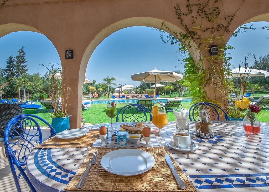 Villa Marco Au jardin des senteurs El Ain Extérieur photo