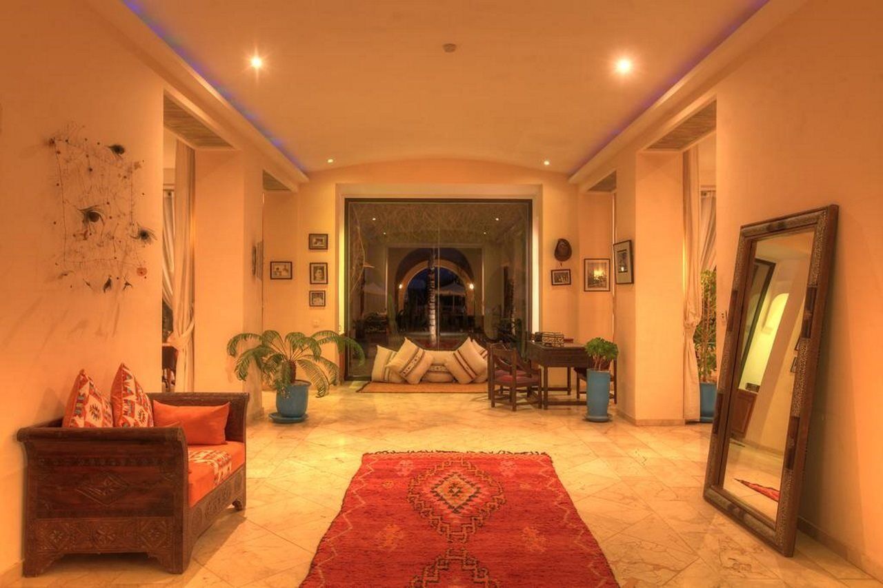 Villa Marco Au jardin des senteurs El Ain Extérieur photo